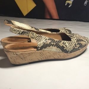 Clarks Snake Skin Womens Wedges Size 7.5